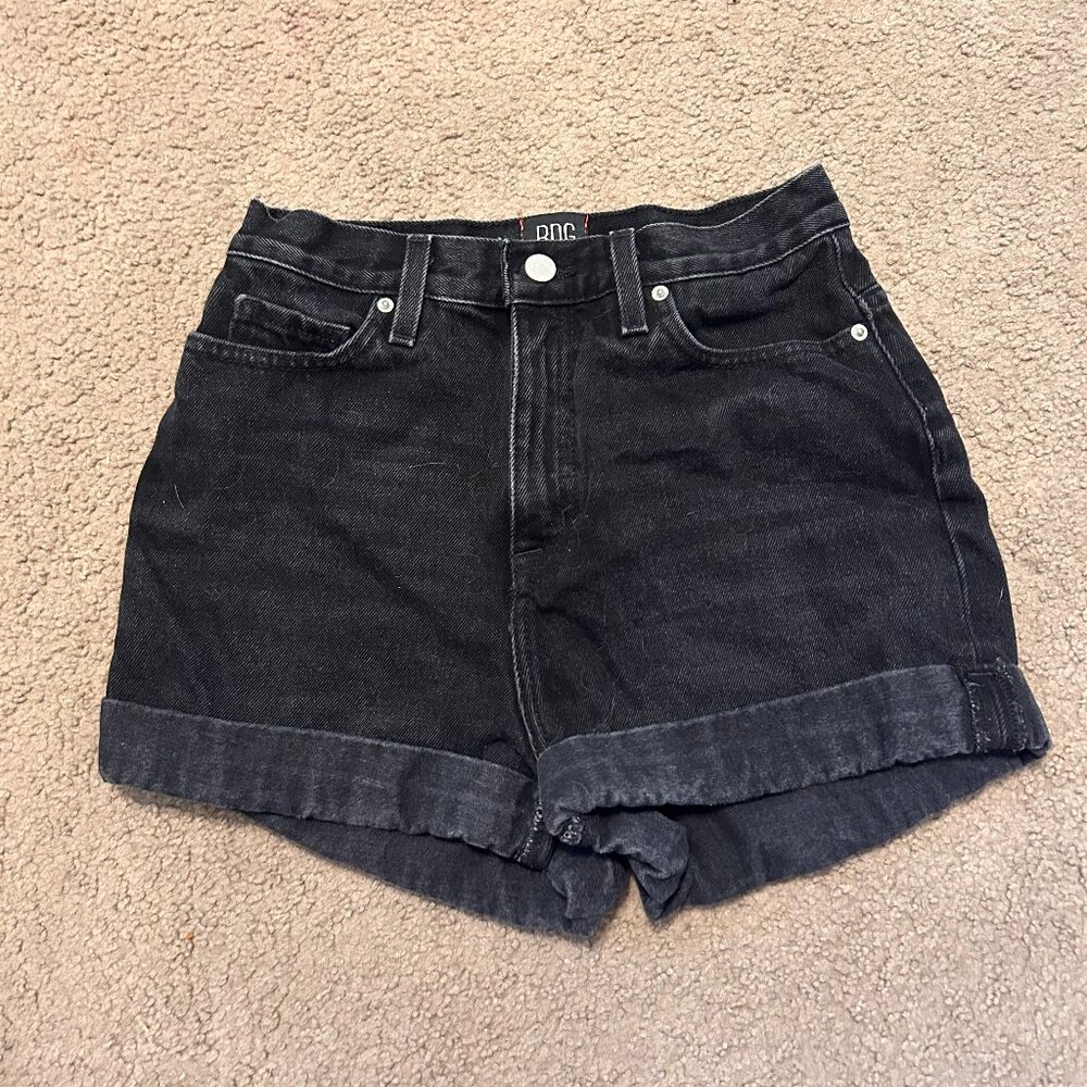 Urban Outfitters BDG Black Highwaist Mom Shorts